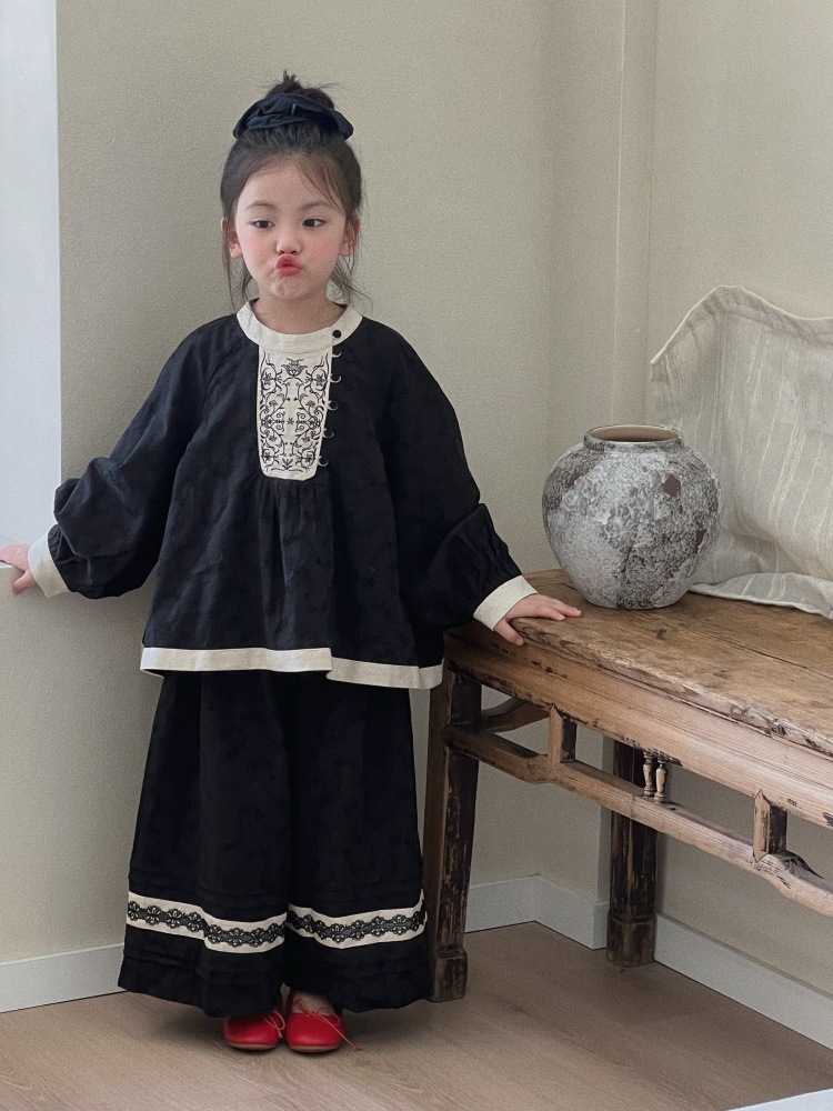 Girls Suit 2025 Autumn New Chi - Baby Clothing Industry recension och pris