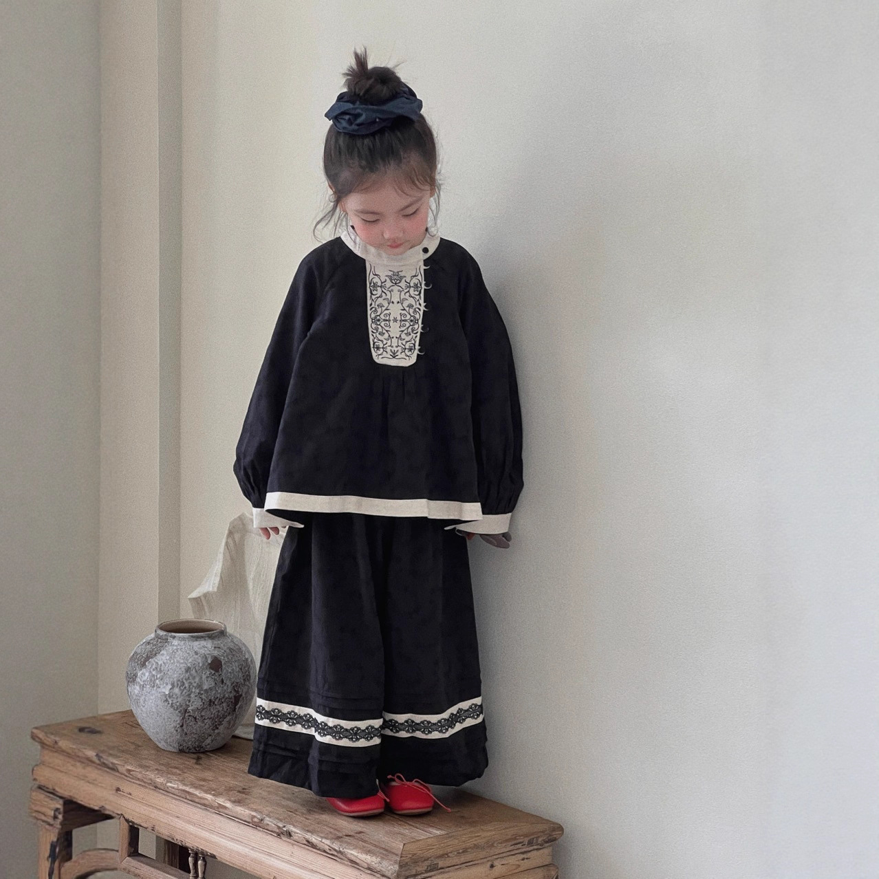 Girls Suit 2025 Autumn New Chi - Baby Clothing Industry recension och pris